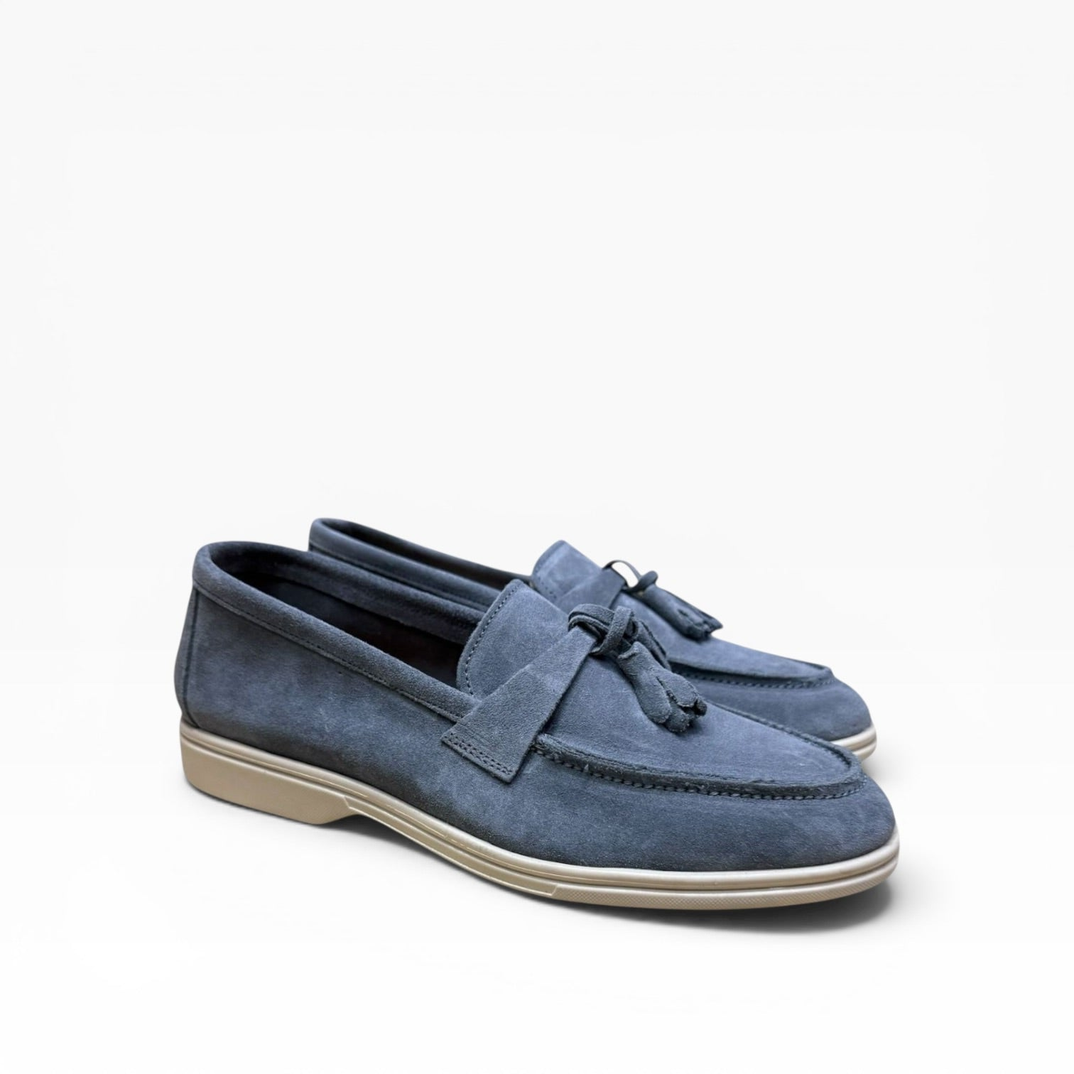 Mocassino Mod.Piana Camoscio con Nappine