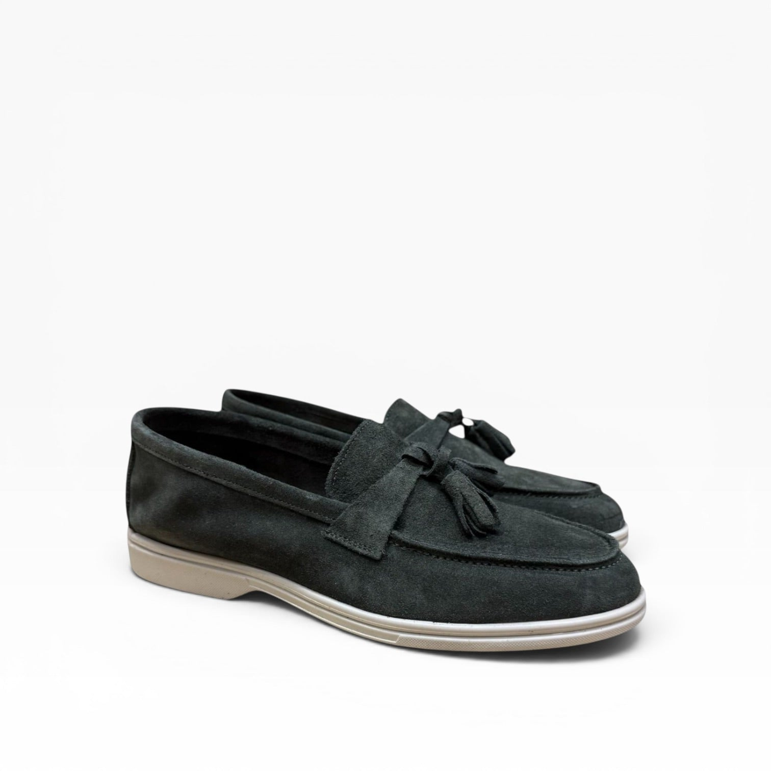 Mocassino Mod.Piana Camoscio con Nappine