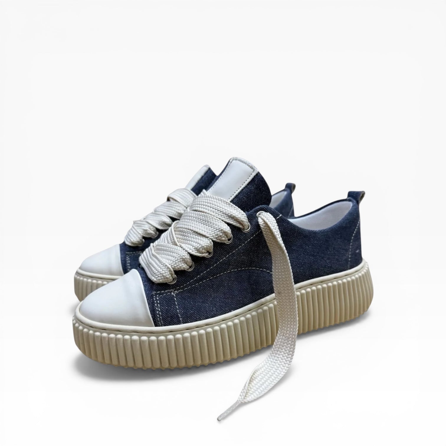 Sneaker Megan Denim Jeans