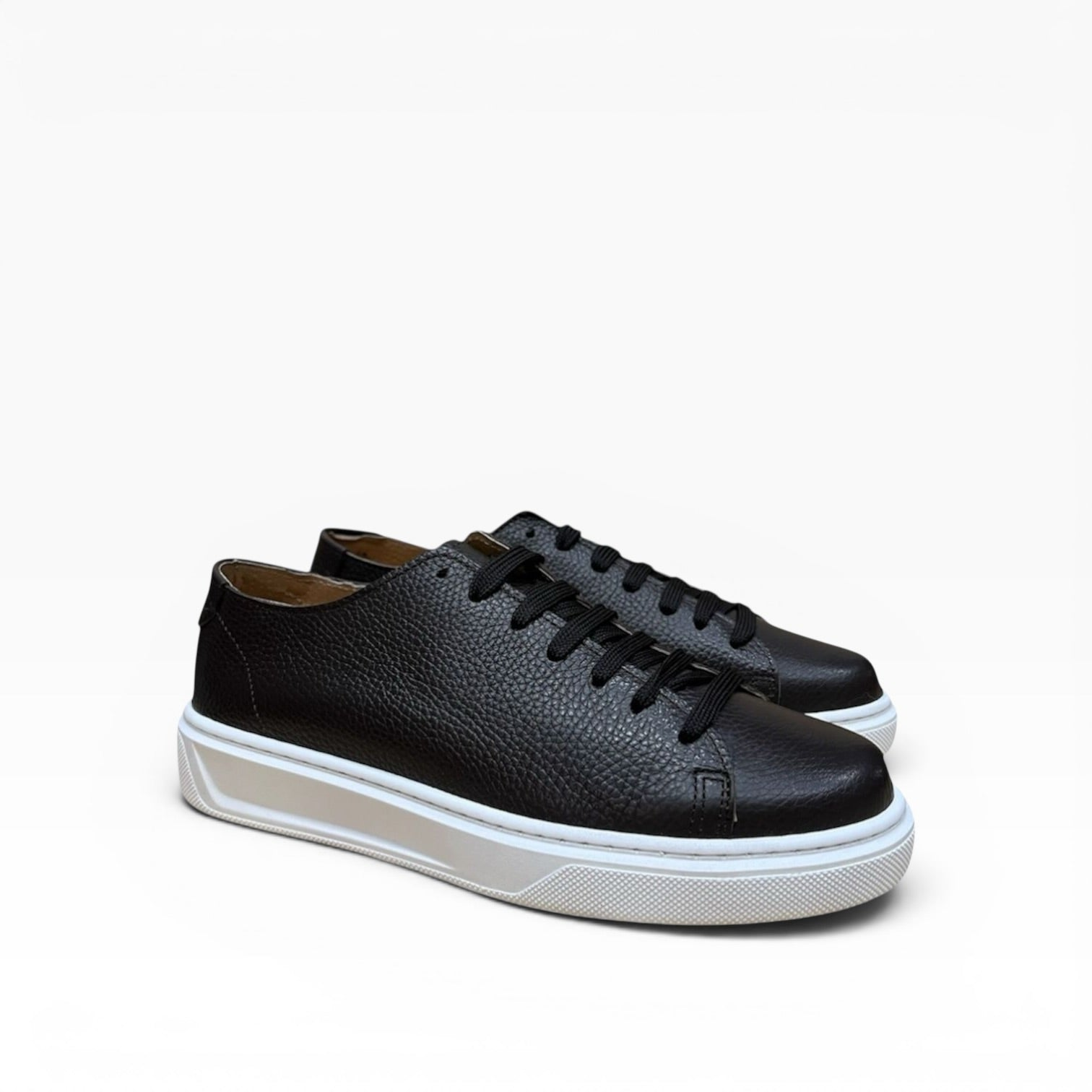 Sneaker Minimal Pure in Pelle Martellata