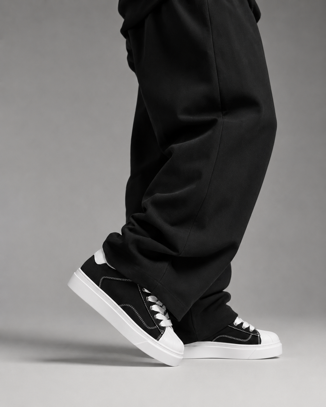 Sneakers Gravity Nabuk Bianco Nero