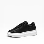Sneakers Modello McQ*een Bianco Nero Liscia
