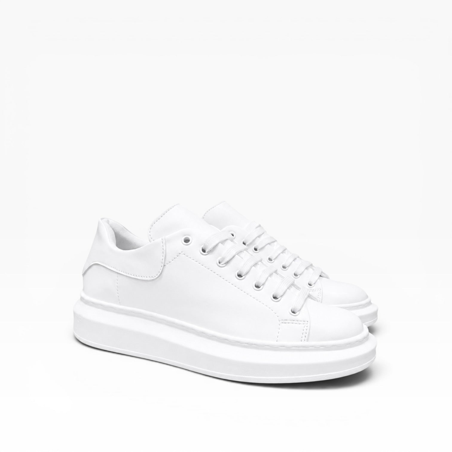 Sneakers Modello McQ*een in Pelle Liscia
