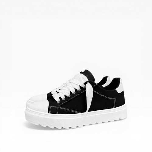 Sneakers Top in Nabuk Bianco e Nero